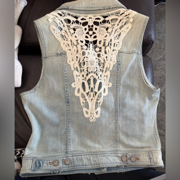 Pilcro and the Letterpress size Medium denim vest with crochet back! - Picture 1 of 6